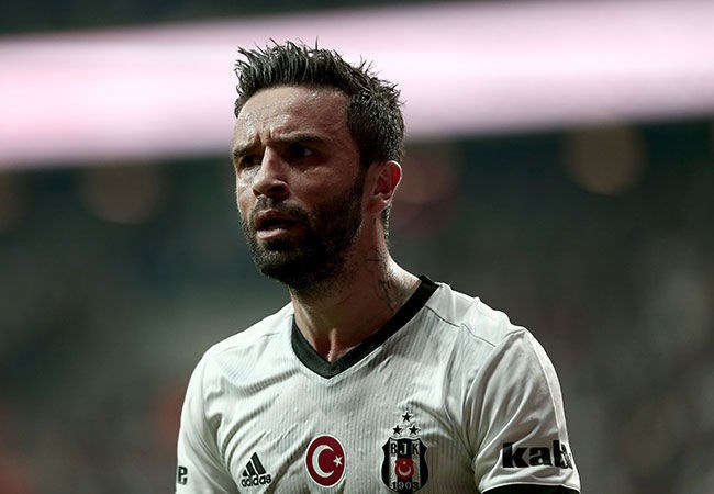Gökhan Gönül: 26 maç 1 gol
