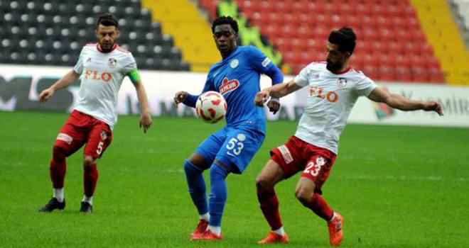 Gazişehir Gaziantep - Ç.Rizespor maçına 1.024 kişi geldi
