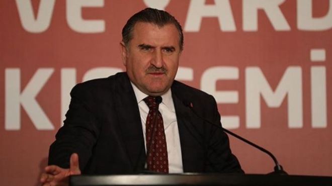 Video - Gençlik ve Spor Bakanı Osman Aşkın Bak saha açılışı yaptı