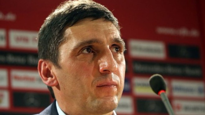 Tayfun Korkut resmen Stuttgart'ta! İlk sözleri!