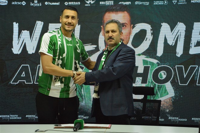 Jahovic transferi üzerinde gönderme!