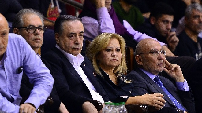 Mustafa Cengiz derbide takımını yalnız bırakmadı
