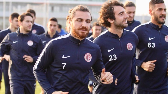 Antalyaspor'da Galatasaray maçı hazırlıkları başladı