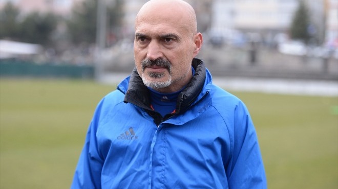 Kardemir Karabükspor'da Levent Açıkgöz ayrılığı açıkladı
