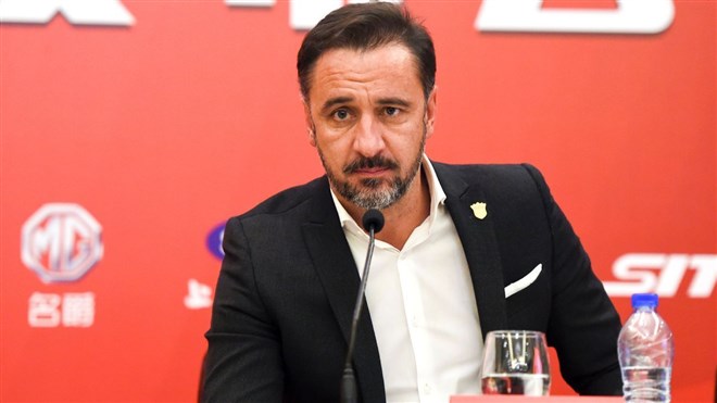 VITOR PEREIRA