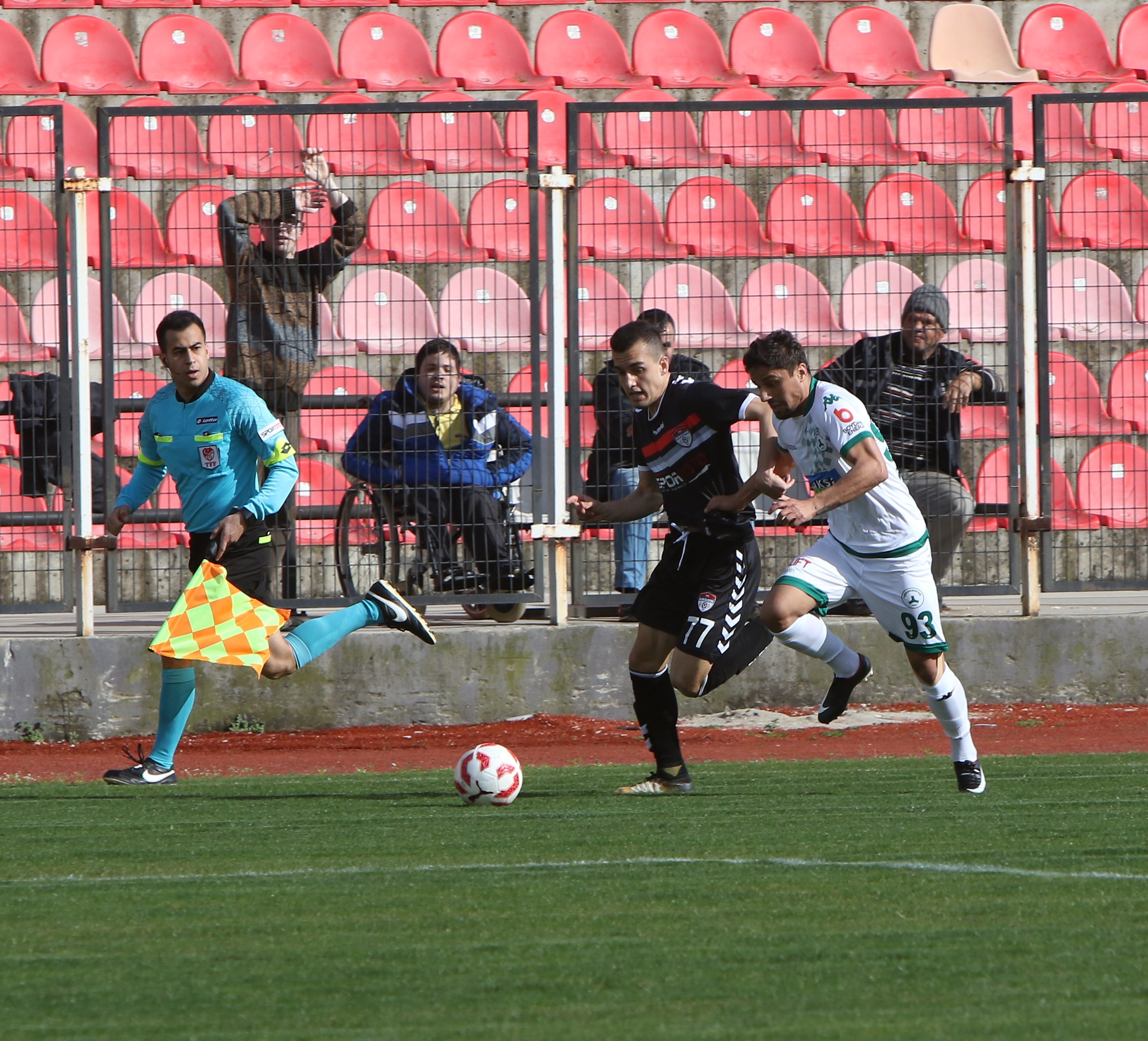 Manisaspor - Giresunspor maçından dakikalar
