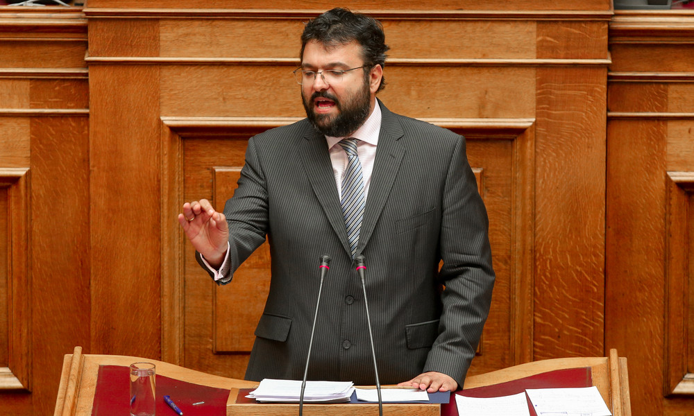 Bakandan sert açıklama!
