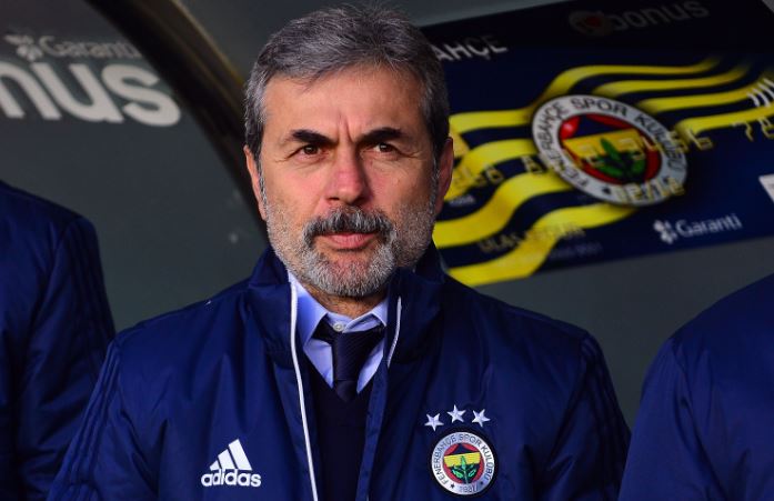 'Taraftar takımının oynadığı oyundan ve sistemden memnun değil'