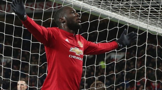 Irkçı benzetmede bulunan yorumcu, Lukaku'dan özür diledi