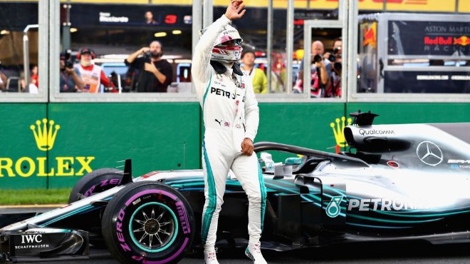 Avustralya'da pole pozisyonu Hamilton'ın