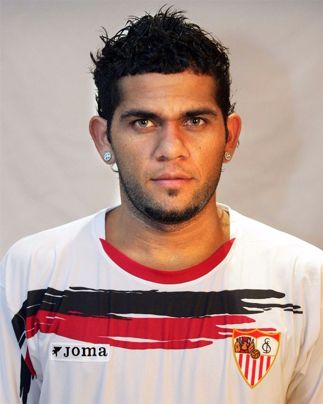 Dani Alves - 35 Milyon euro