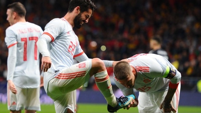İspanya Messi'siz Arjantin'i dağıttı! Isco...