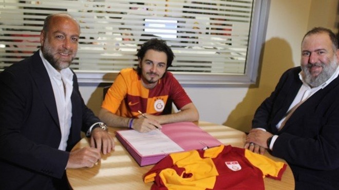 Galatasaray ESpor, TomassonGOD'a imza attırdı!