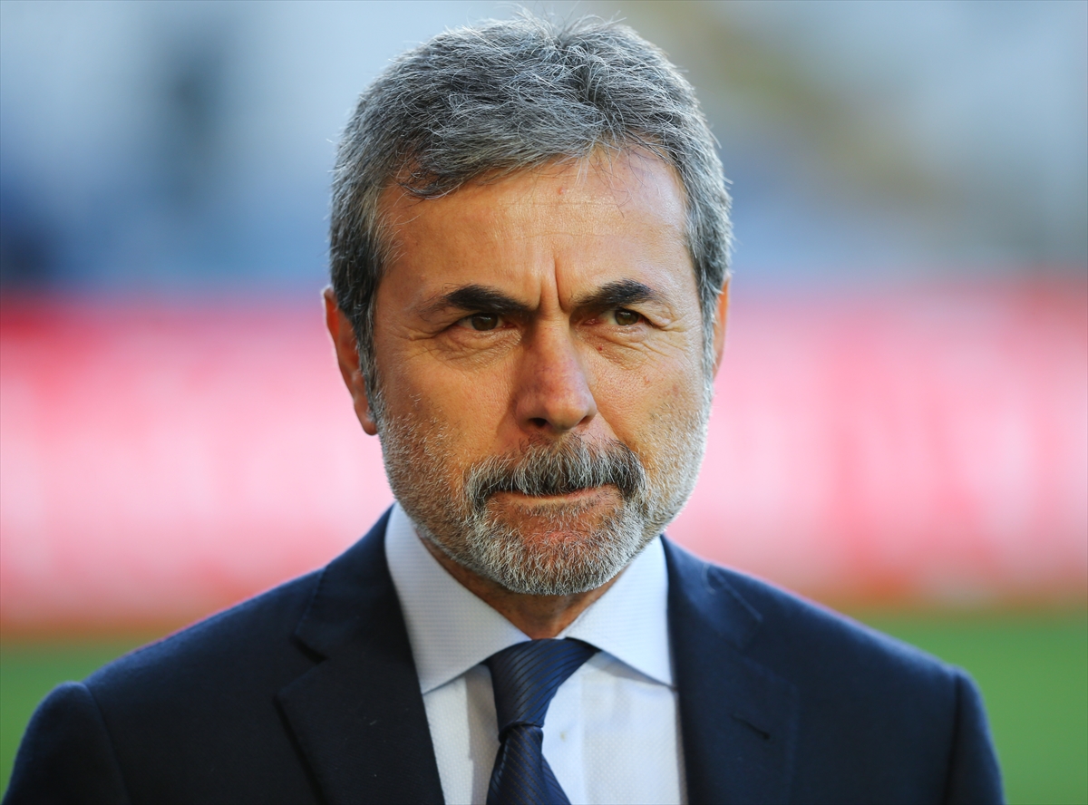 Aykut Kocaman Skrtel’i övdü