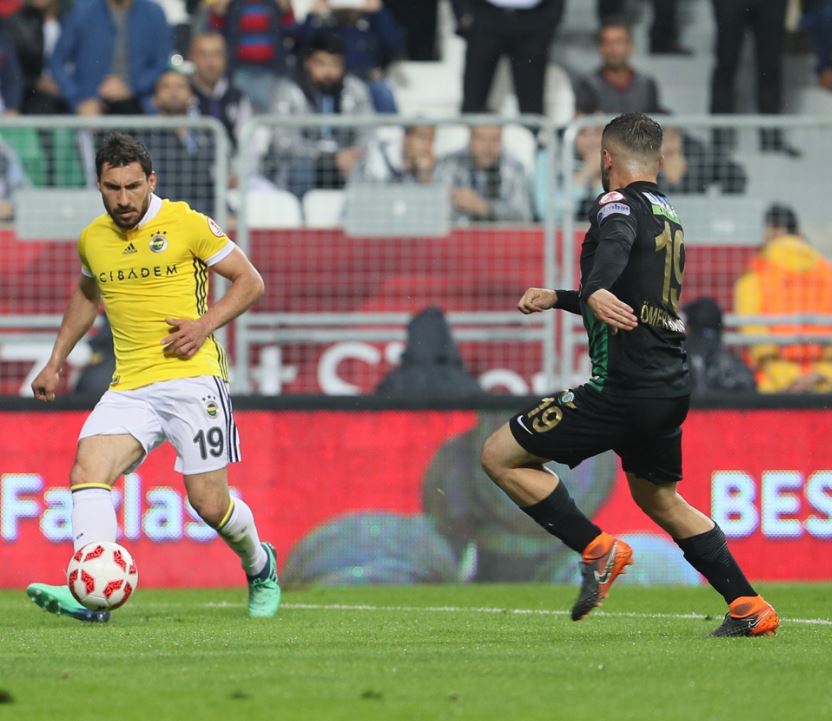 "Fenerbahçeliler isyan etmekten vazgeçti, kabullenir oldu"