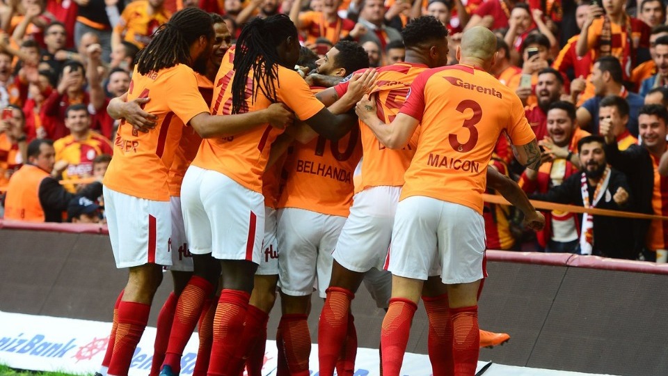 "Şampiyonlar Ligi'ne katıldık diye çok flaş transferlere ihtiyaç yok"