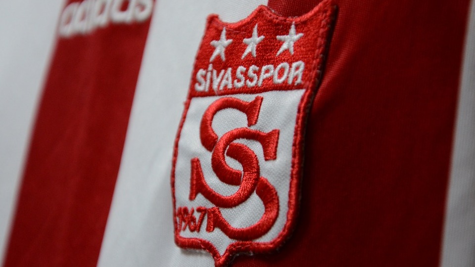 Sivasspor transferde bombayı patlatıyor! Barcelonalı futbolcu geliyor...