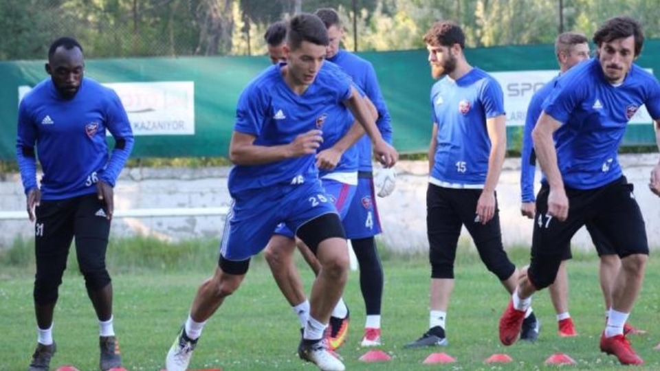 Kardemir Karabükspor, Trabzon'a 7 eksikle gitti