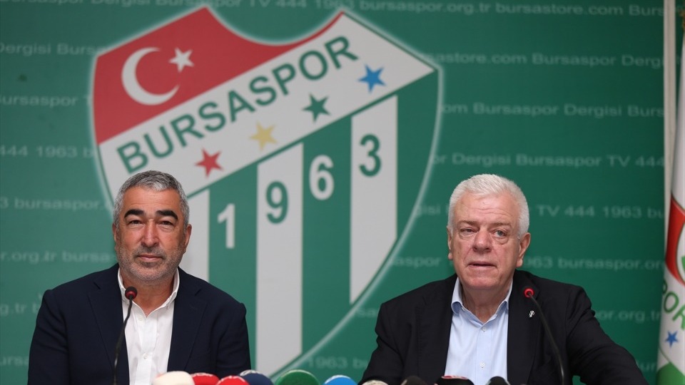 Bursaspor yeni teknik direktörü Samet Aybaba imza attı! İlk açıklamaları