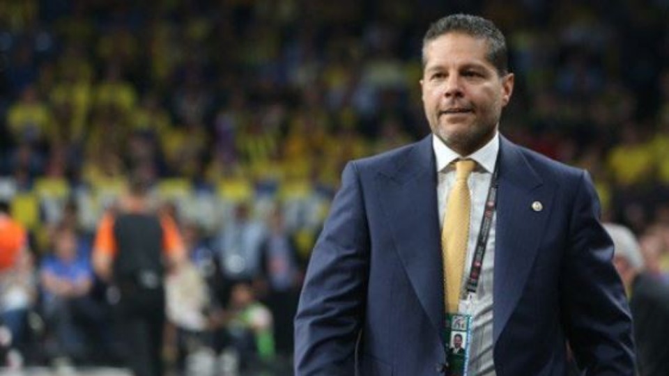 Ali Koç'tan Ozan Balaban'a jest