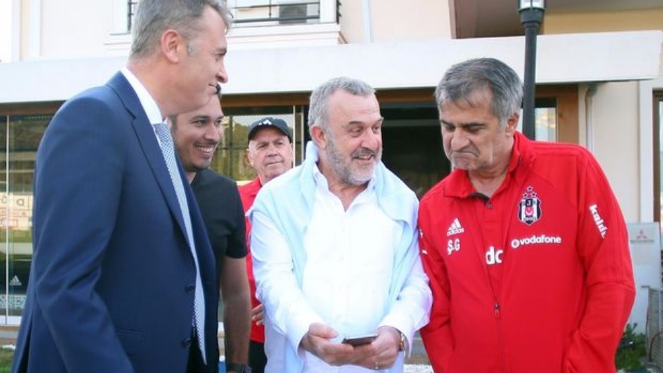 "Yöneticiler bir şeyler katmaya mı geliyor, satmaya mı?"