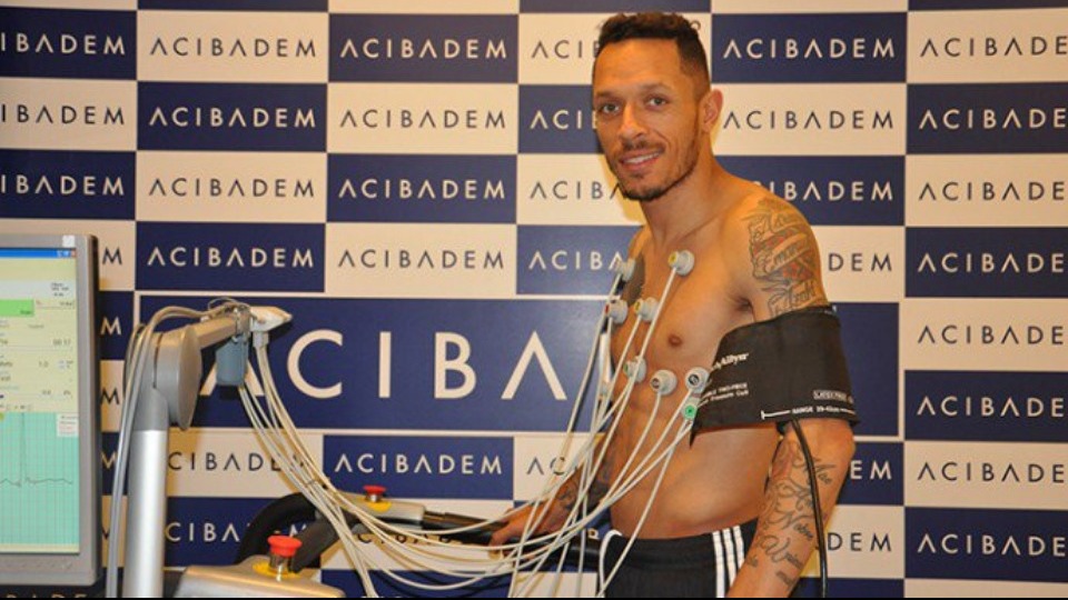 Adriano sağlık kontrolünden geçirildi