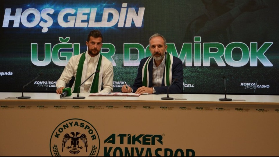 Atiker Konyaspor, Uğur Demirok ile resmi sözleşme imzaladı