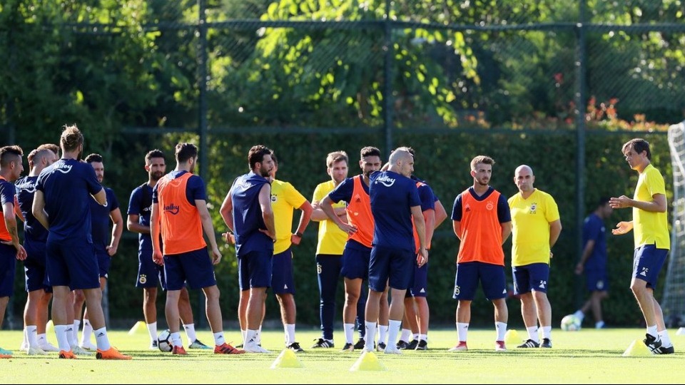 "Fenerbahçe'den neden şampiyon olamadığını gördük"