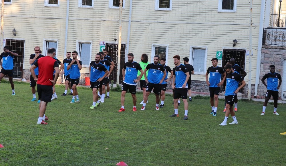 Fikret Yılmaz: “Tek dileğimiz oyuncularımızın lisansının çıkması”