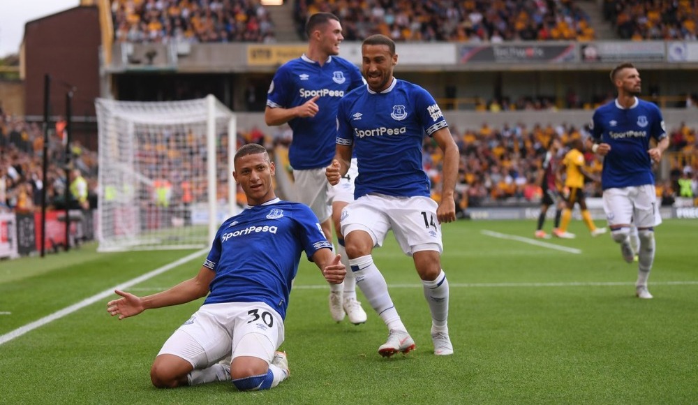Everton: 125.7 milyon pound