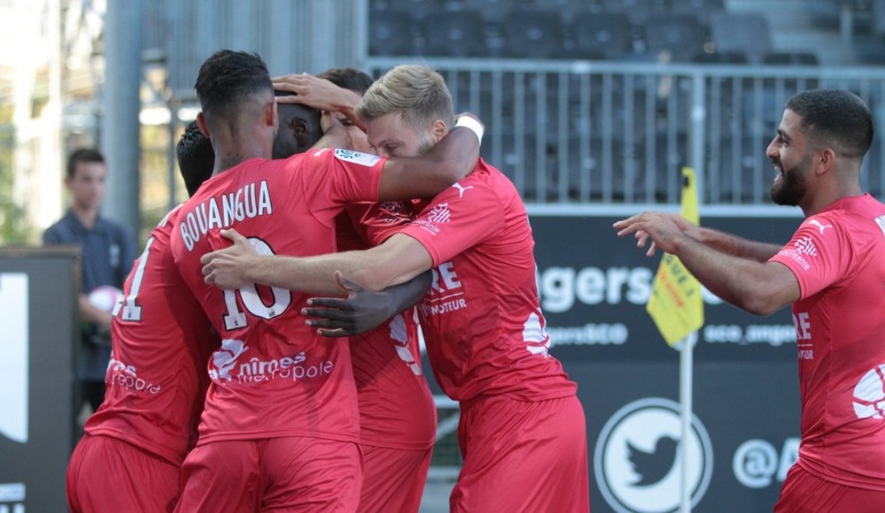 Müthiş mücadeleye sahne olan maçta Nimes deplasmanda Angers'i 4-3 mağlup etti