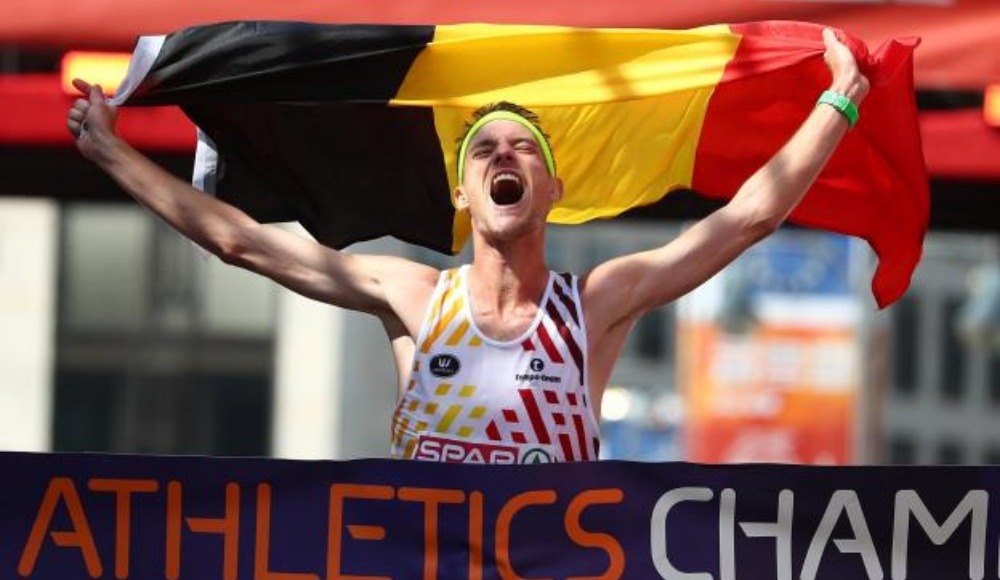 Erkekler maratonda zafer Koen Naert'in!