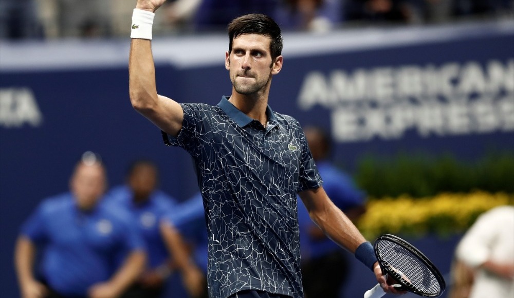 Djokovic ve Federer zorlanmadan turladı!