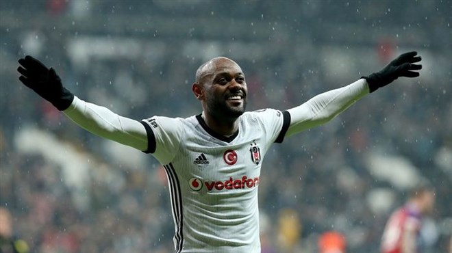 Beşiktaş'ta Vagner Love kadroda
