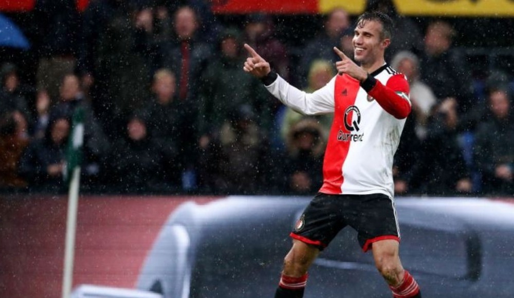 Kariyerine Hollanda'da devam ediyor