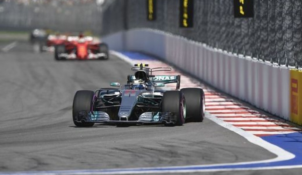 Rusya'da pole pozisyonu Bottas'ın
