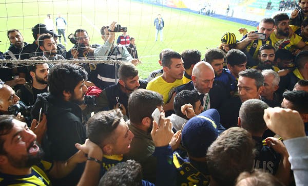 YENİ HOCA 'YABANCI'