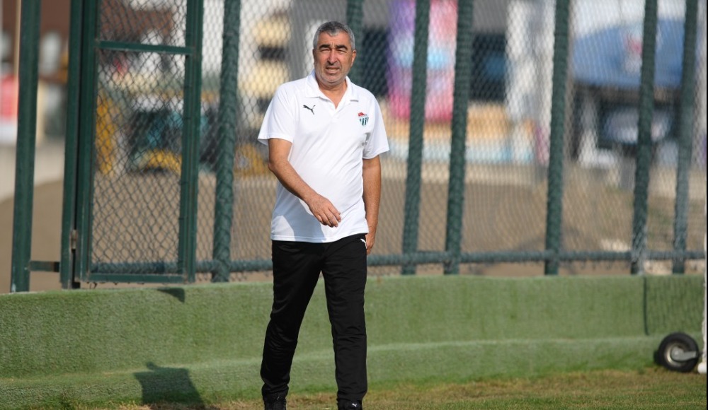 Bursaspor Teknik Direktörü Samet Aybaba: “Proje ve plan takımı olmalıyız”