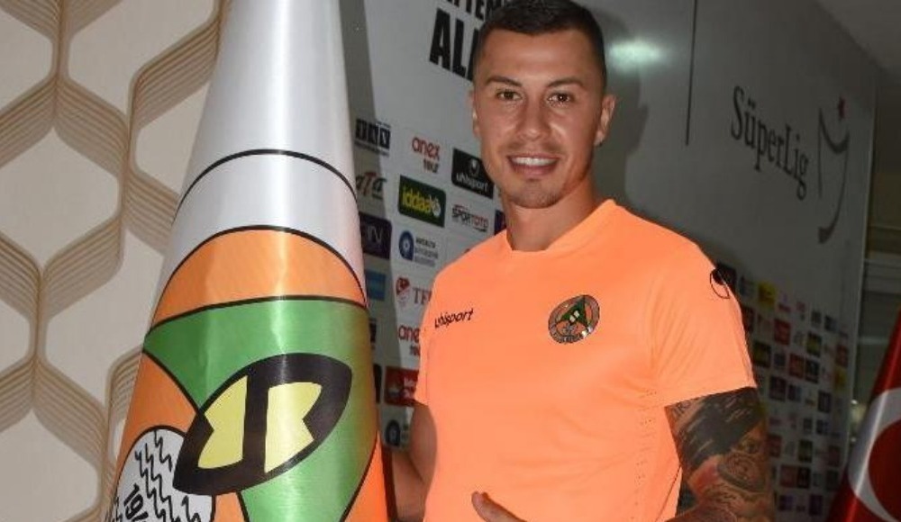Alanyaspor'da flaş ayrılık!