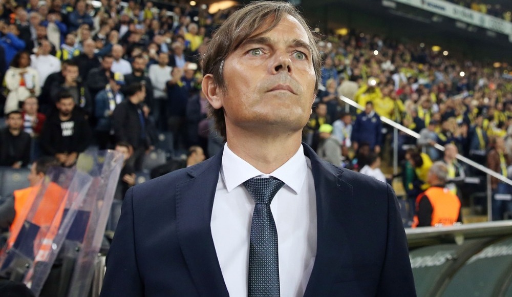 DERBİ ODASINDA HALI KAVGASI!