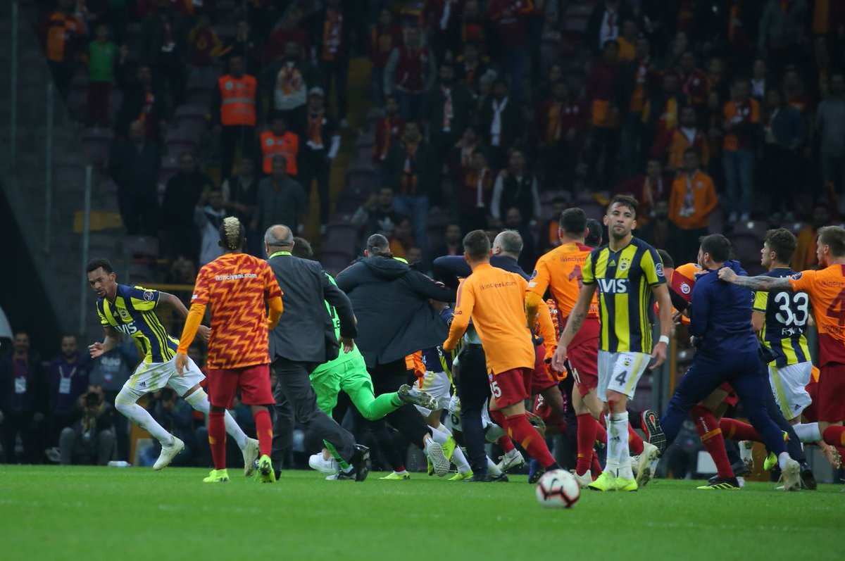 Verilen cezaların zamanlamasında bir gariplik var mı?
