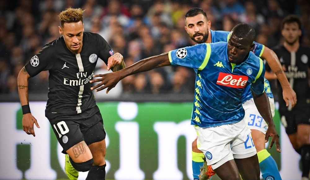 Napoli ve PSG puanları paylaştı