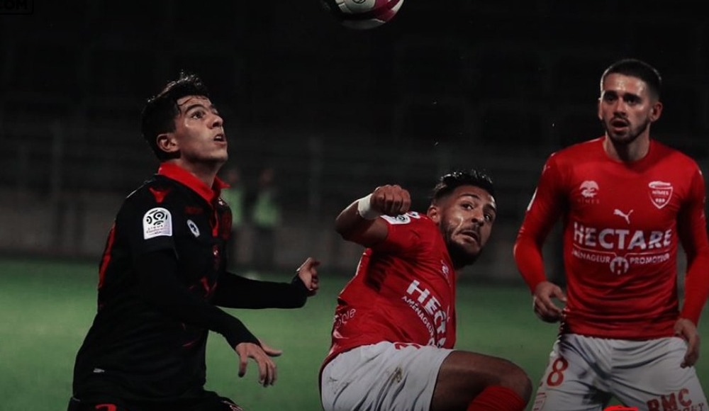 Umut Bozok penaltı kaçırdı Nimes sahasında kaybetti!