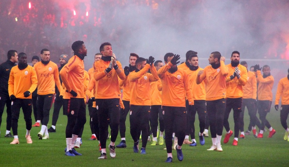 Galatasaray'da altyapıdan 7 oyuncu