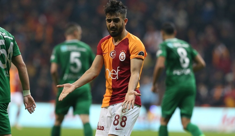 Galatasaray'da Muğdat Çelik'le sözleşme uzatılacak mı?