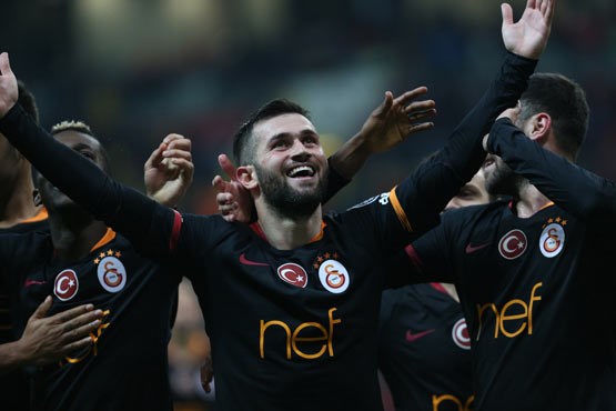 GÖZLER AMIENS'TE