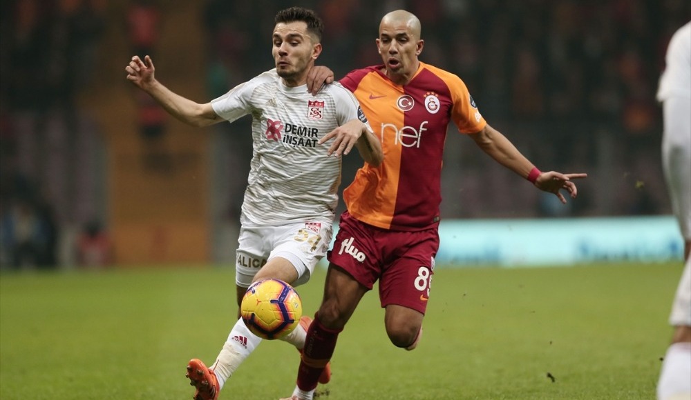 Takımdan ayrılması en muhtemel isim Feghouli