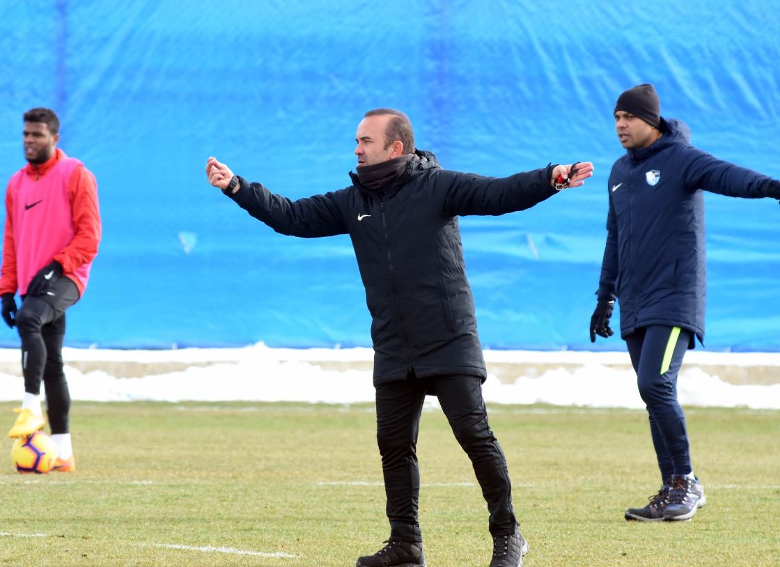 Erzurumspor taraftarlarına mesajı...