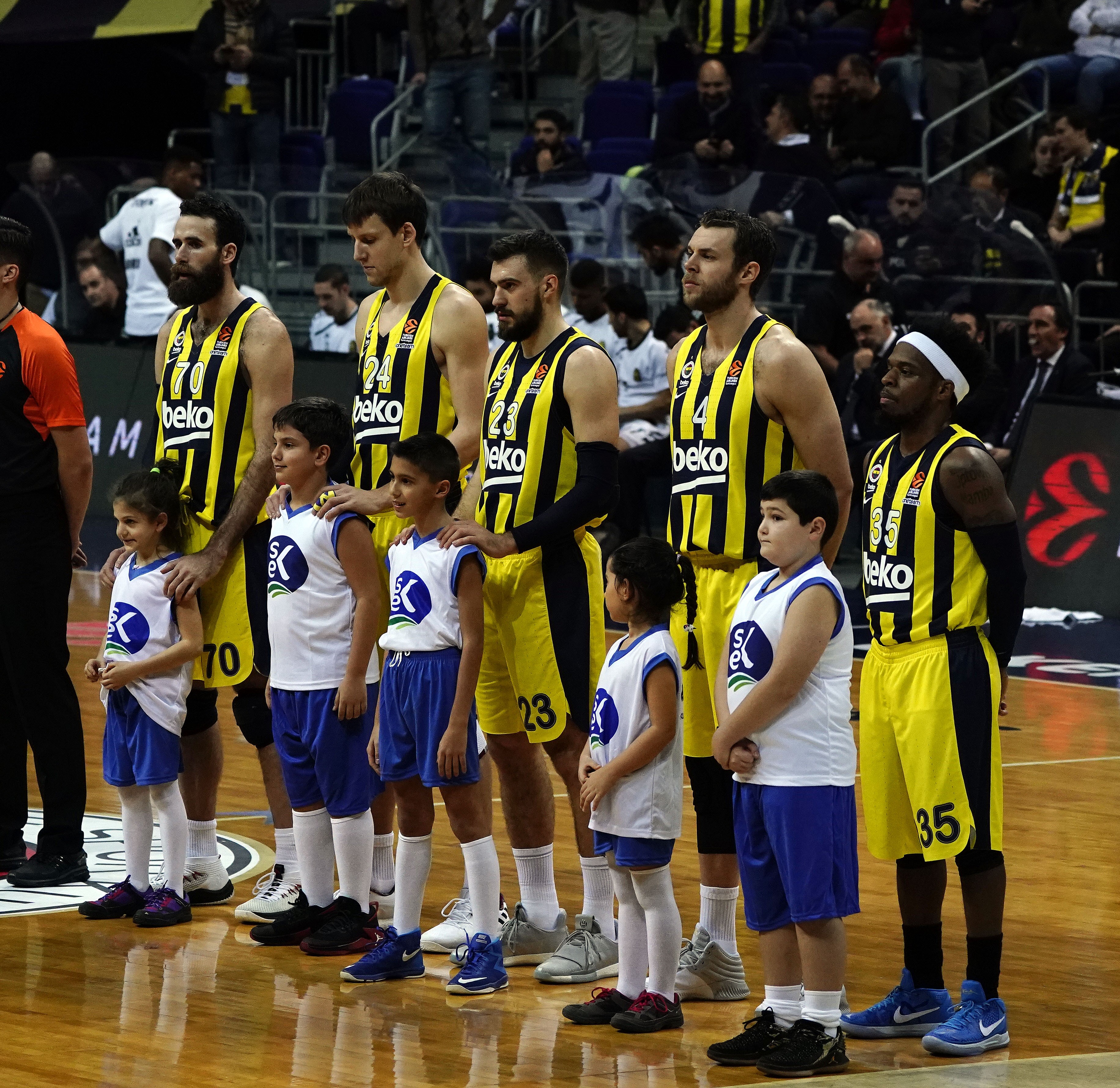 Lider Fenerbahçe
