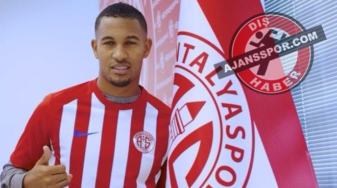 Vainqueur, Antalyaspor'a geri dönüyor